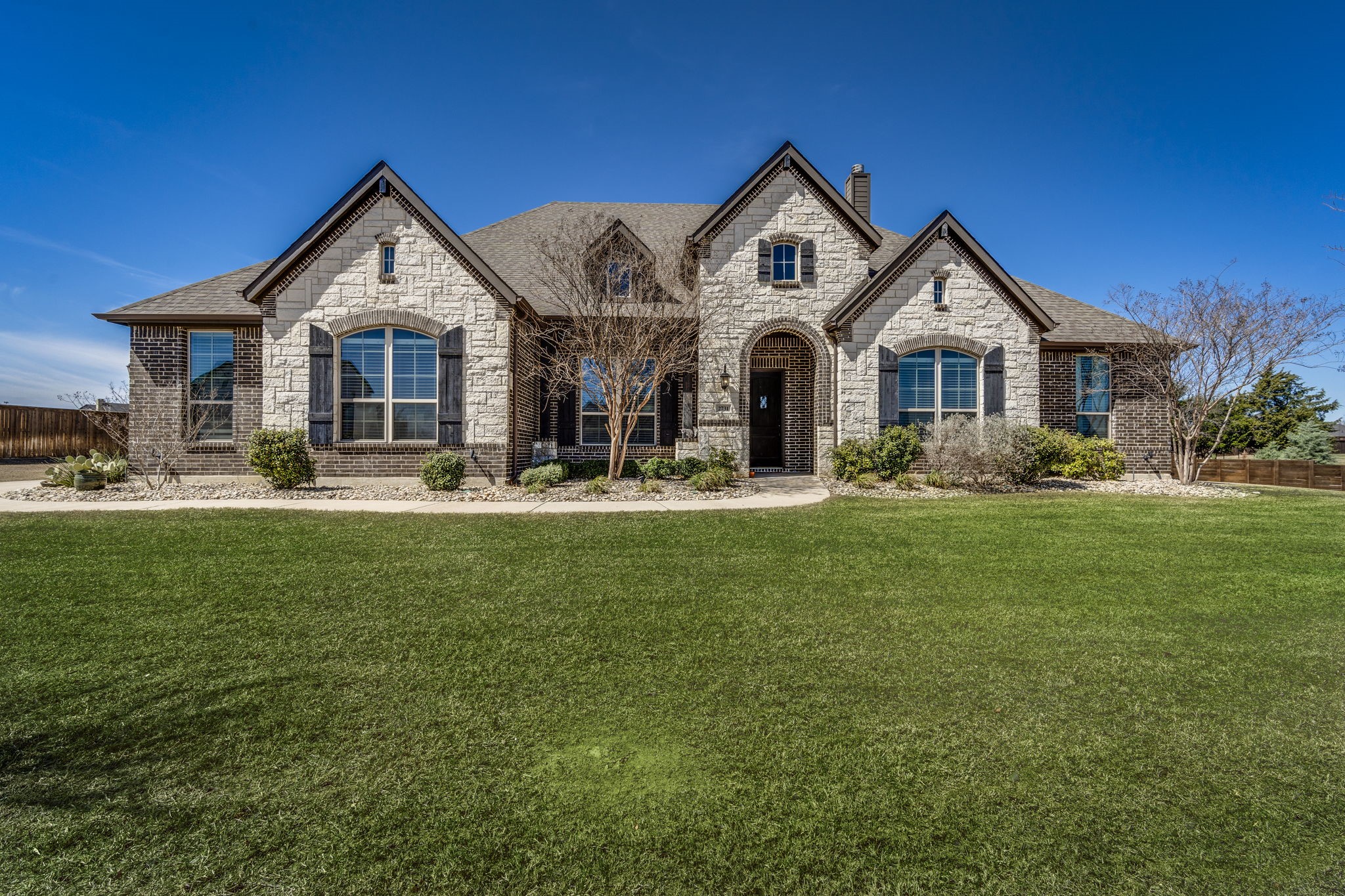 2731 Springwood Lane Midlothian TX 76065