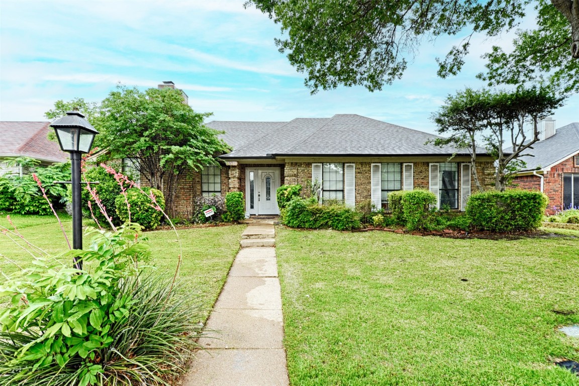 1521 Glenmore Drive Lewisville TX 75077