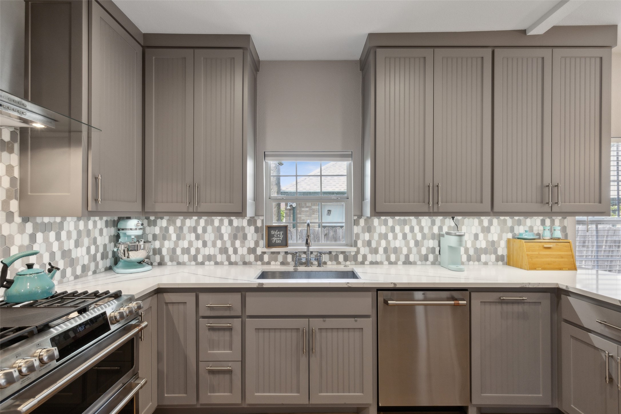 6100 Victor Street Dallas TX 75214