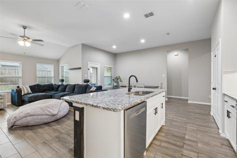 937 Burnet Lane Aubrey TX 76227