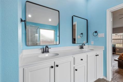 937 Burnet Lane Aubrey TX 76227