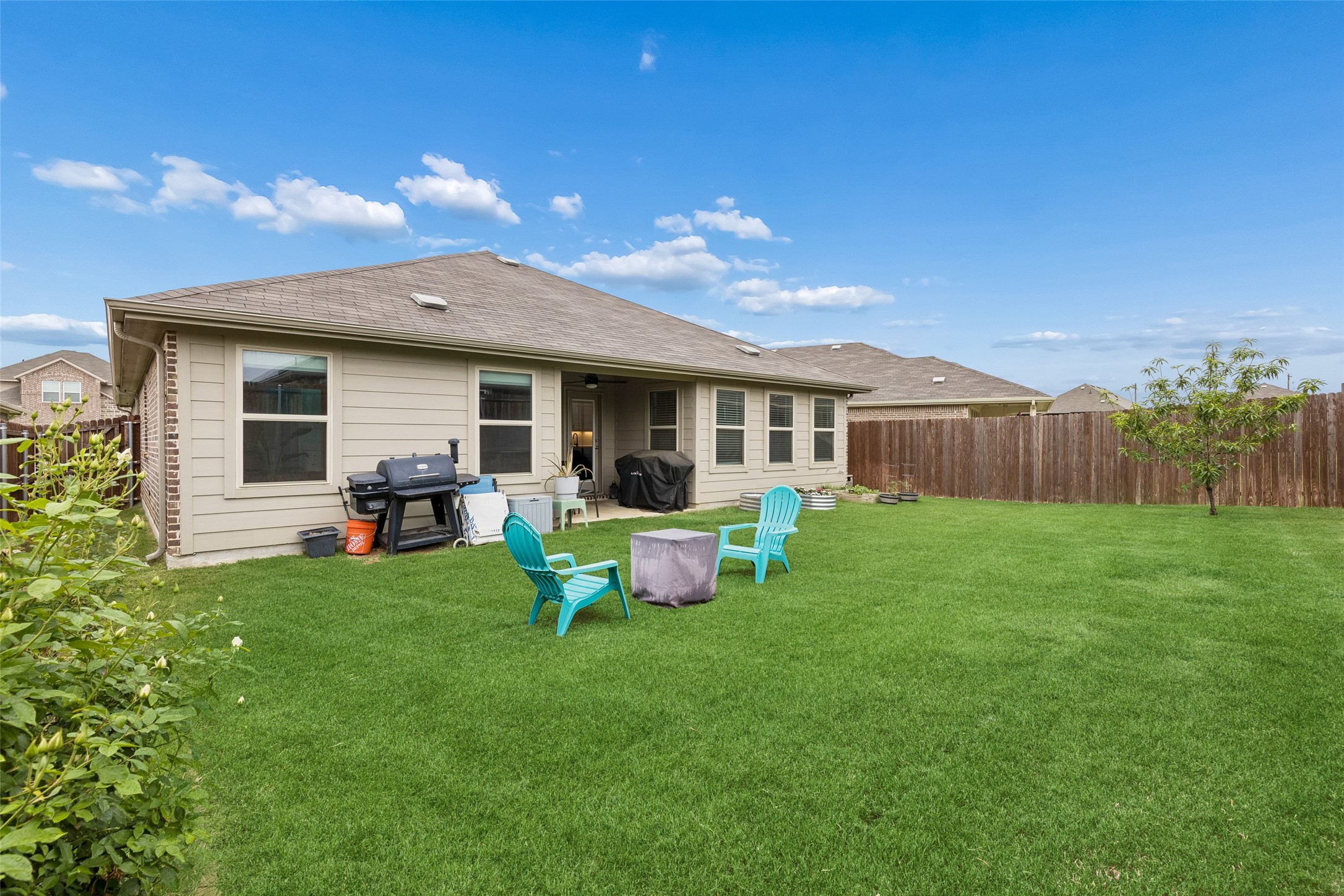 937 Burnet Lane Aubrey TX 76227