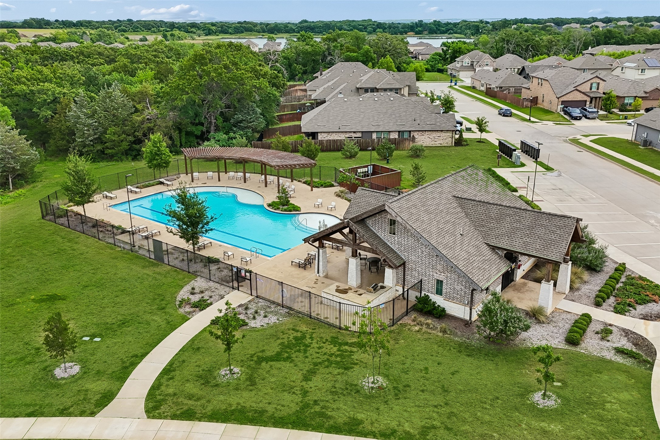937 Burnet Lane Aubrey TX 76227