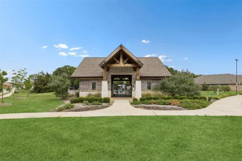 937 Burnet Lane Aubrey TX 76227