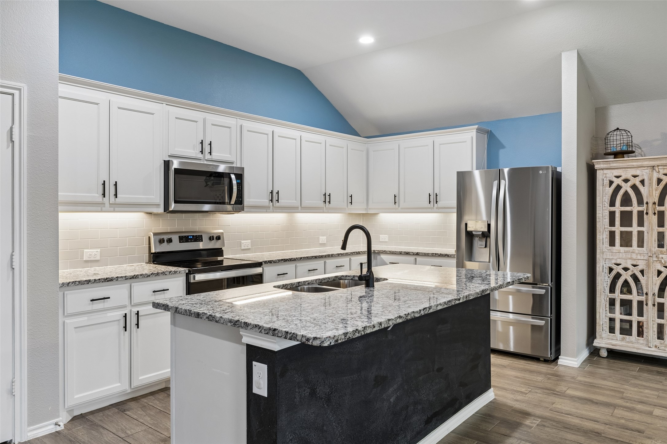 937 Burnet Lane Aubrey TX 76227
