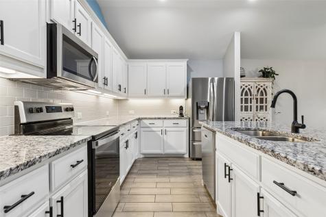 937 Burnet Lane Aubrey TX 76227