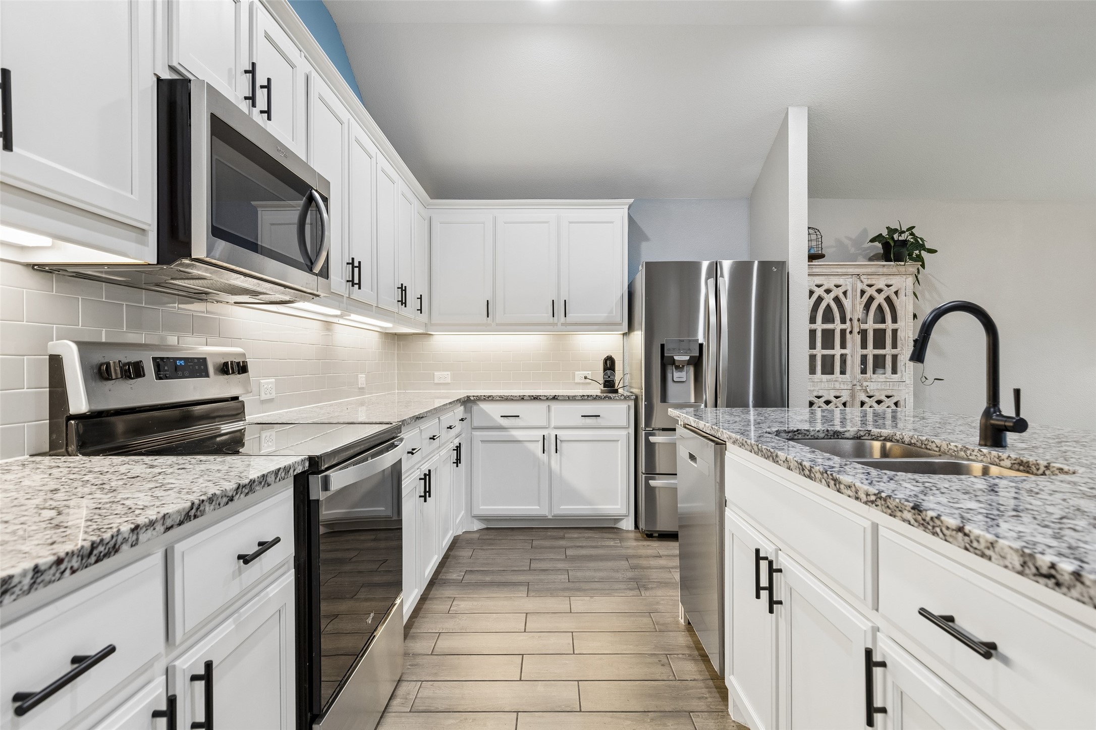 937 Burnet Lane Aubrey TX 76227