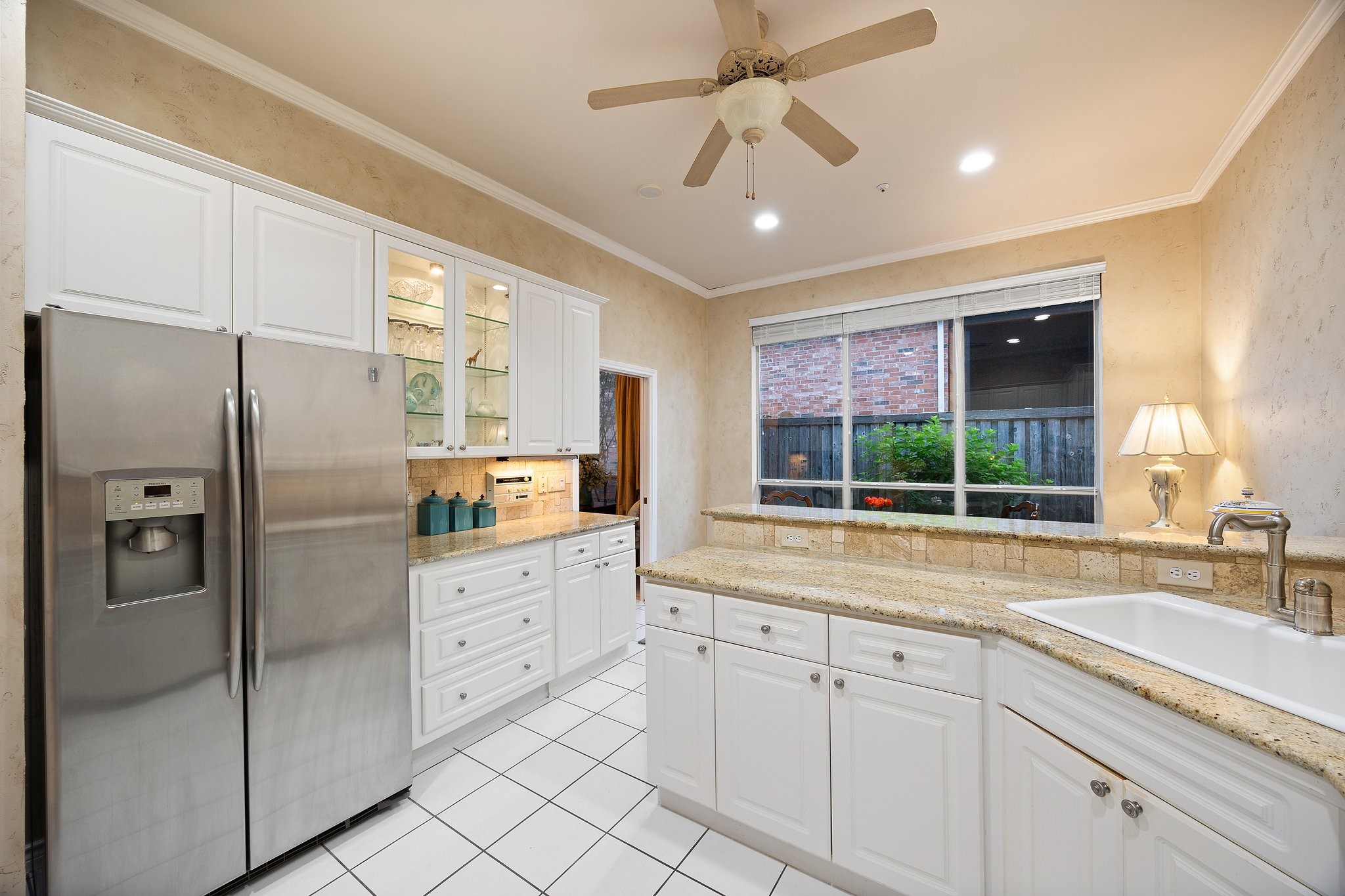 14624 Lakecrest Drive Addison TX 75001