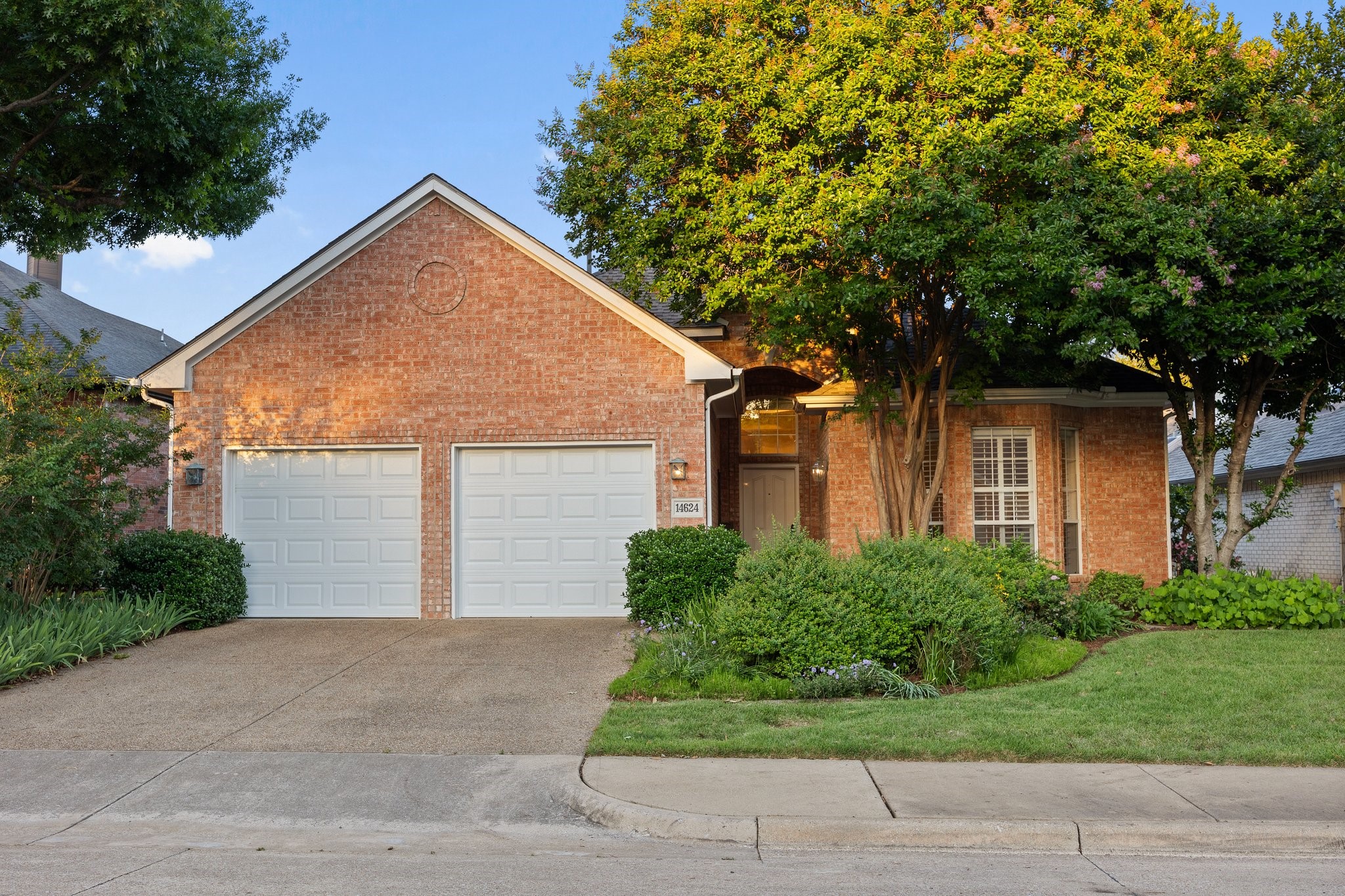 14624 Lakecrest Drive Addison TX 75001