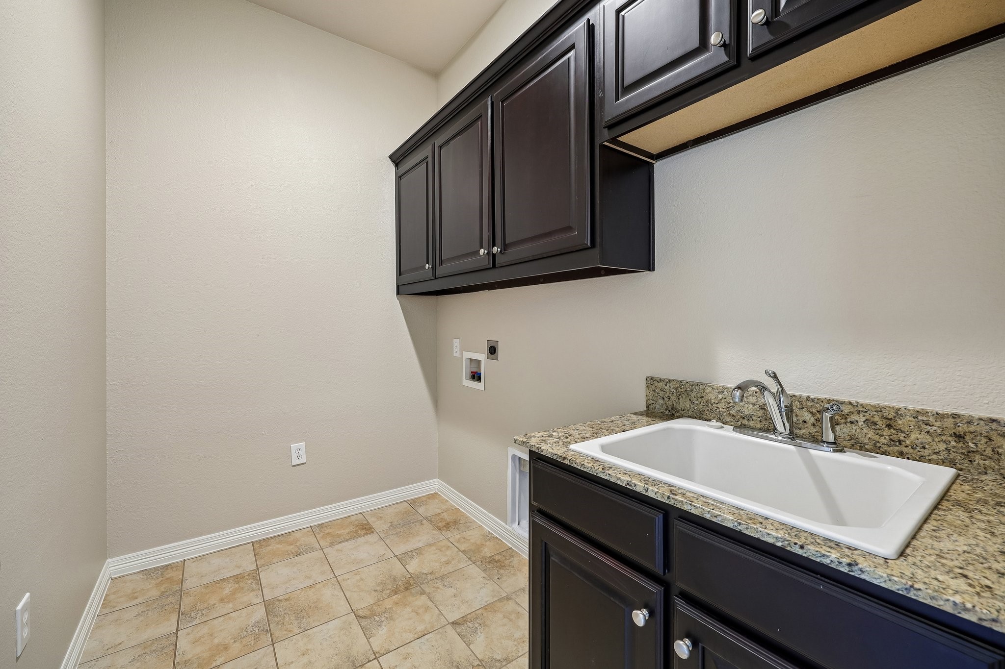 5520 Littlefield Drive Dish TX 76247