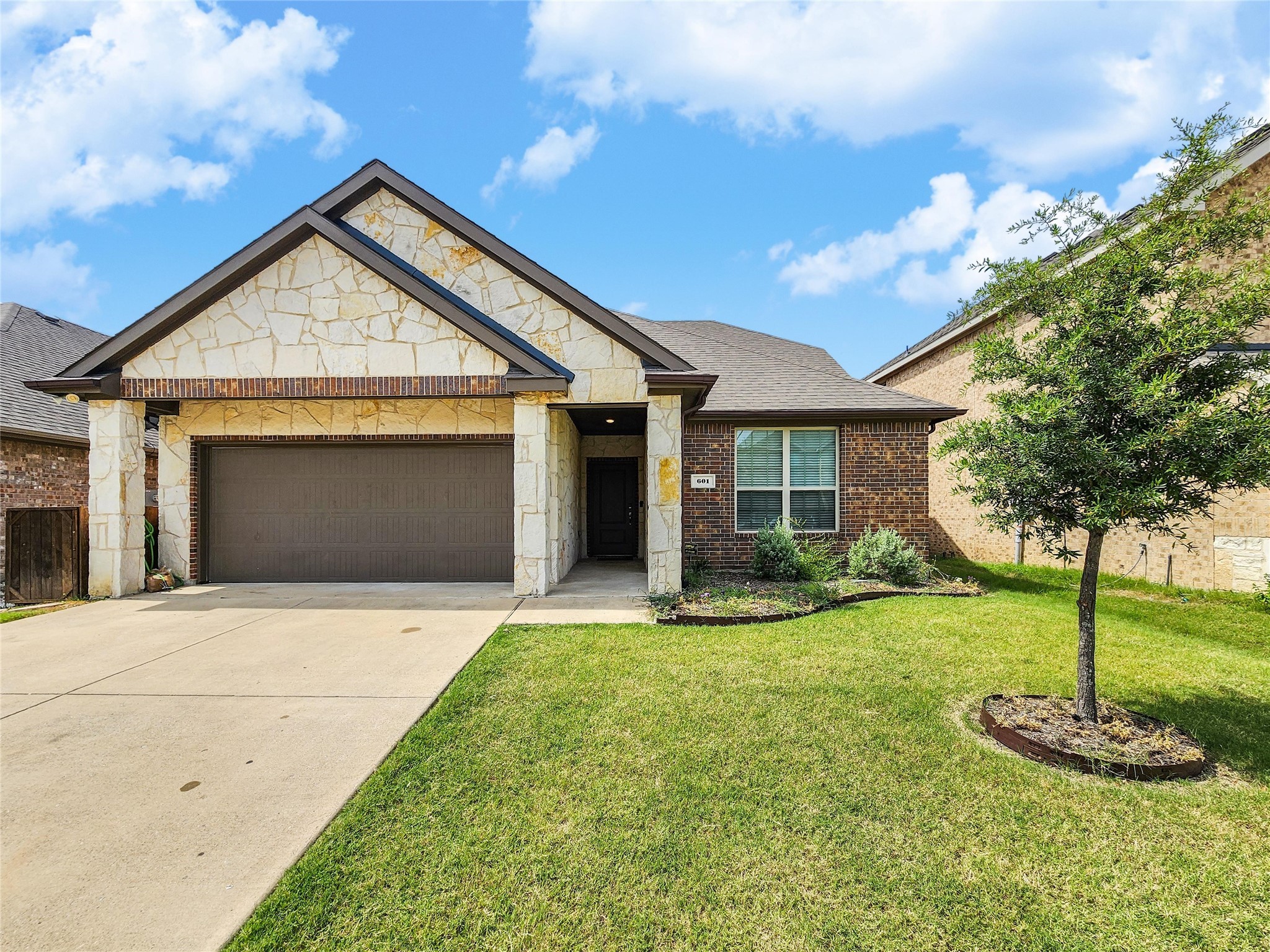 601 Bassett Hall Road Fate TX 75189