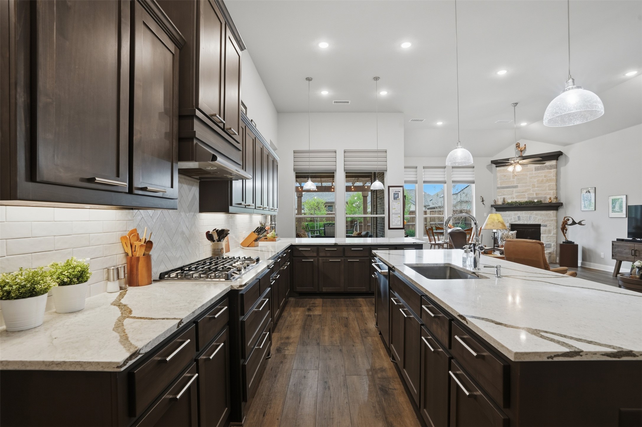 4109 Hawthorn Drive Aubrey TX 76227