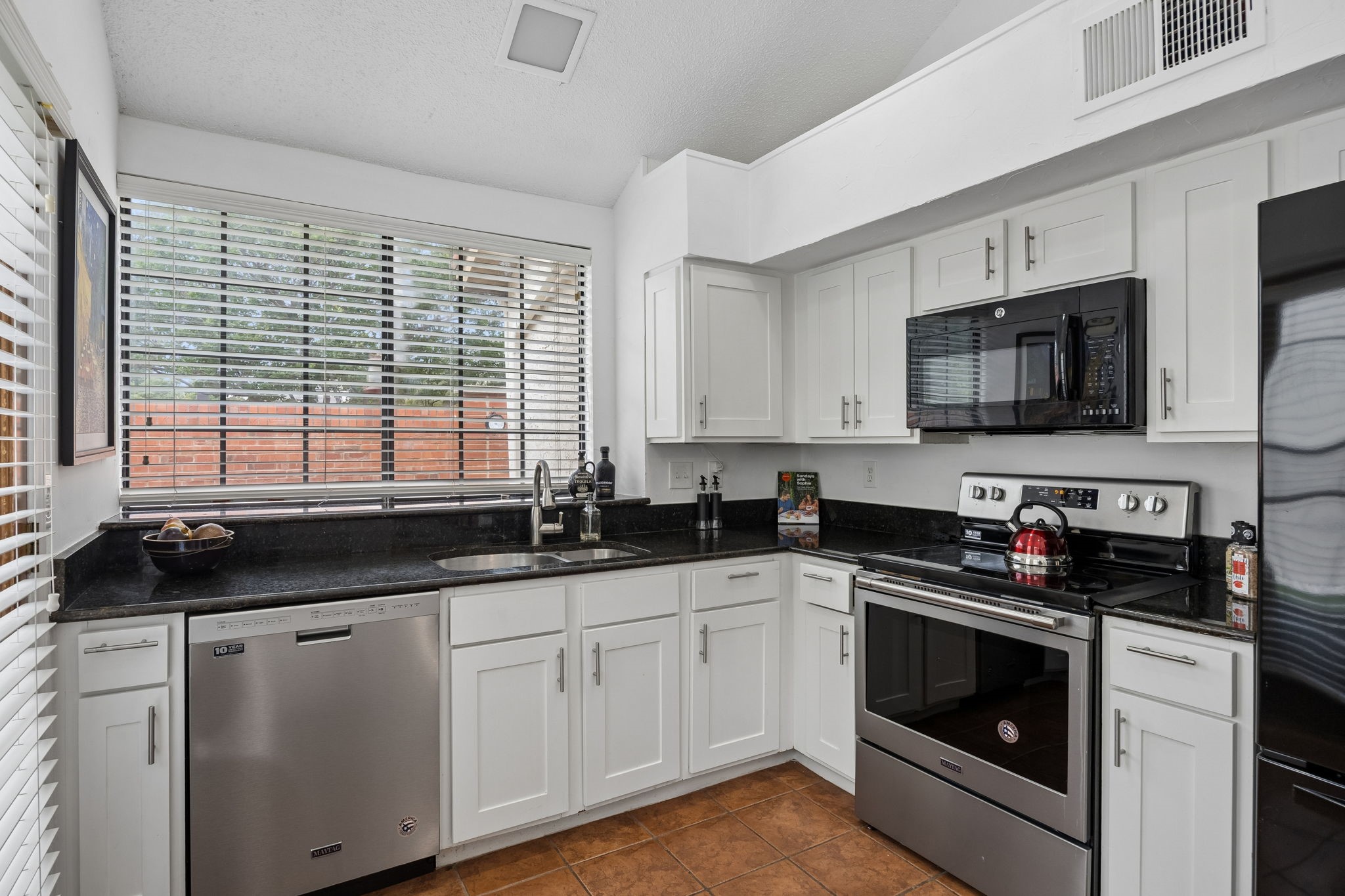 623 Rancho Circle Irving TX 75063