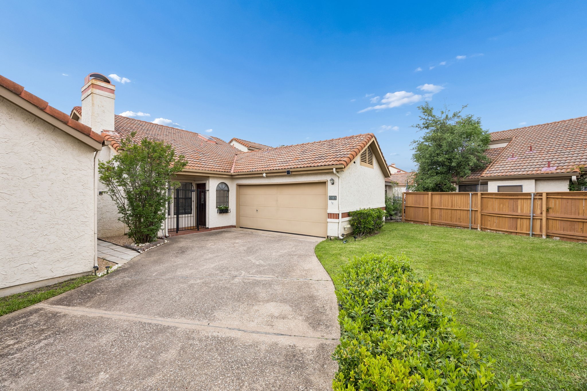 623 Rancho Circle Irving TX 75063