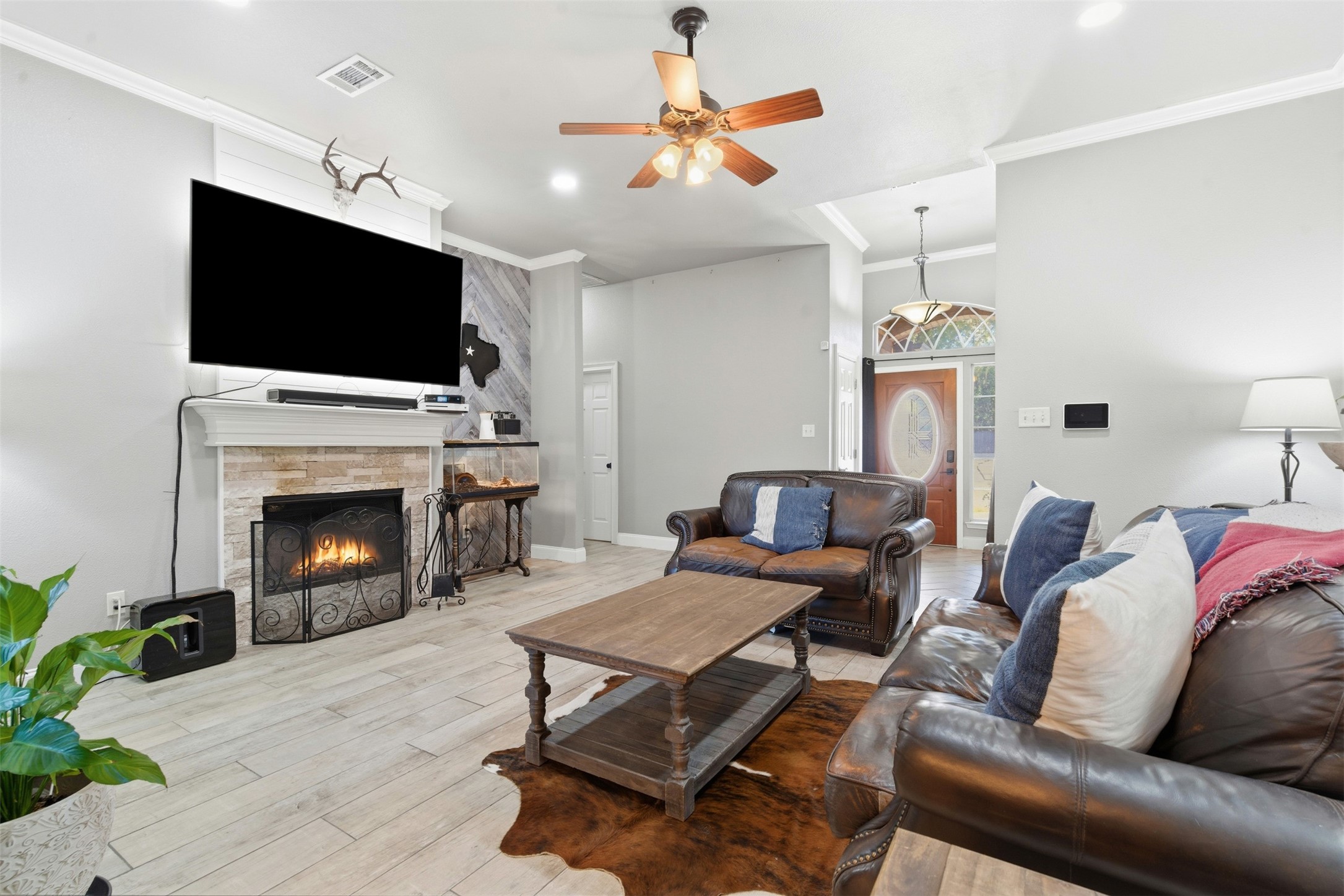 1116 Wilderness Trail Crowley TX 76036