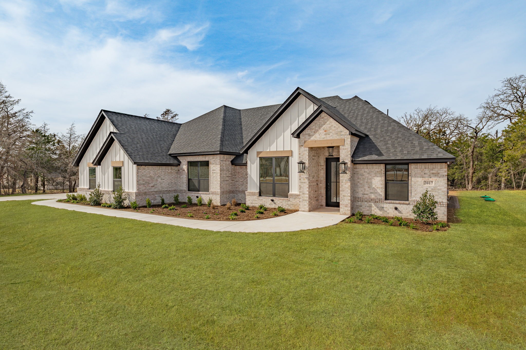 2017 Forest Bridge Azle TX 76020