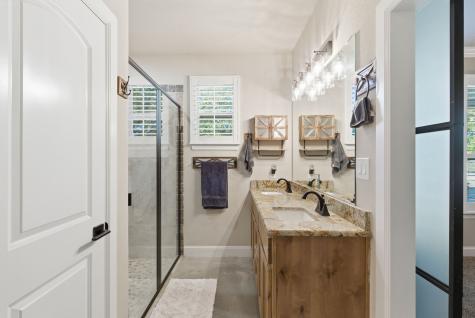 333 Loggins Trail Poolville TX 76487