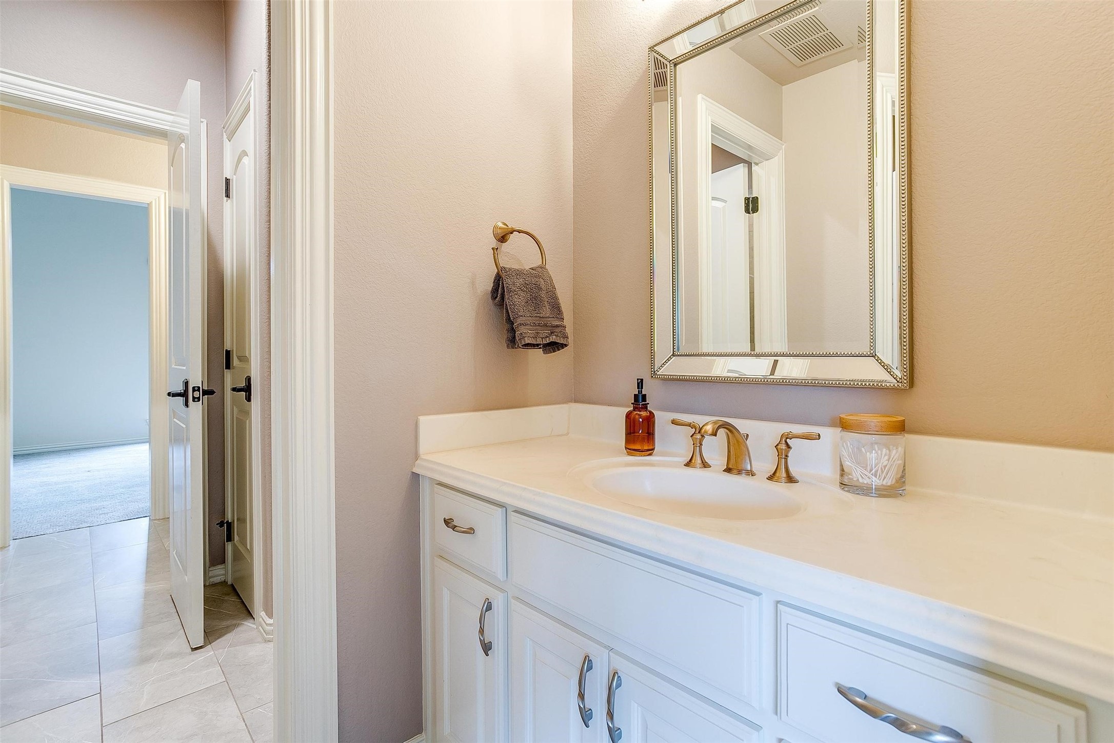 203 Augusta Court Aledo TX 76008