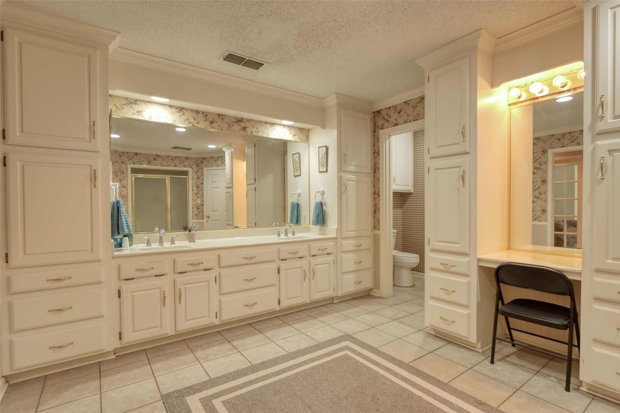710 S Main Street Tehuacana TX 76686