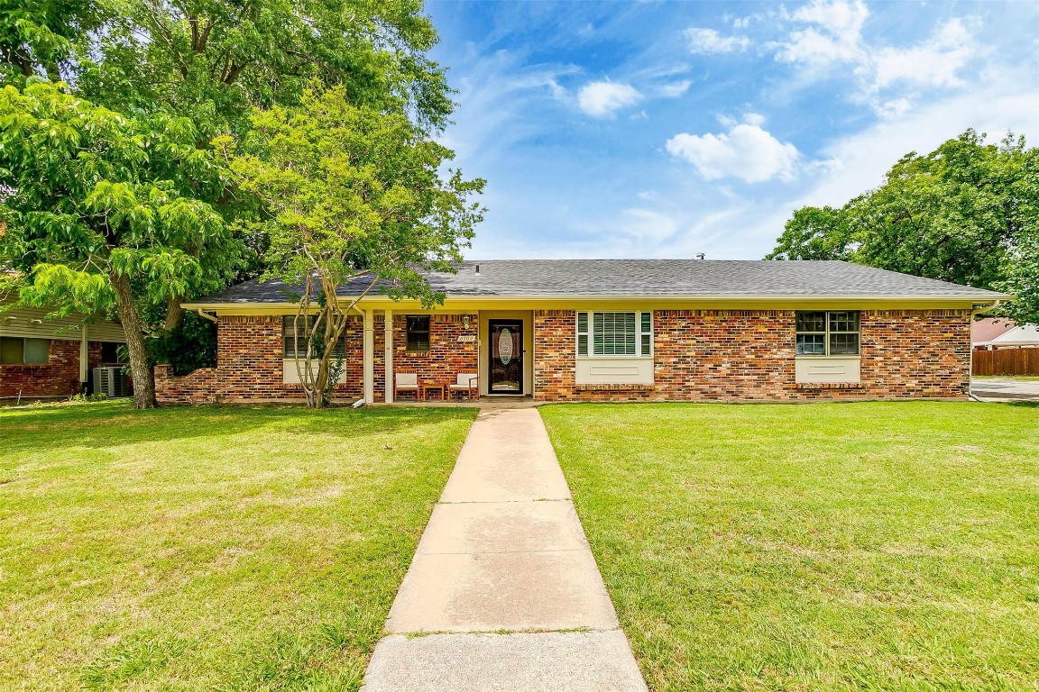 6909 Corona Drive North Richland Hills TX 76180