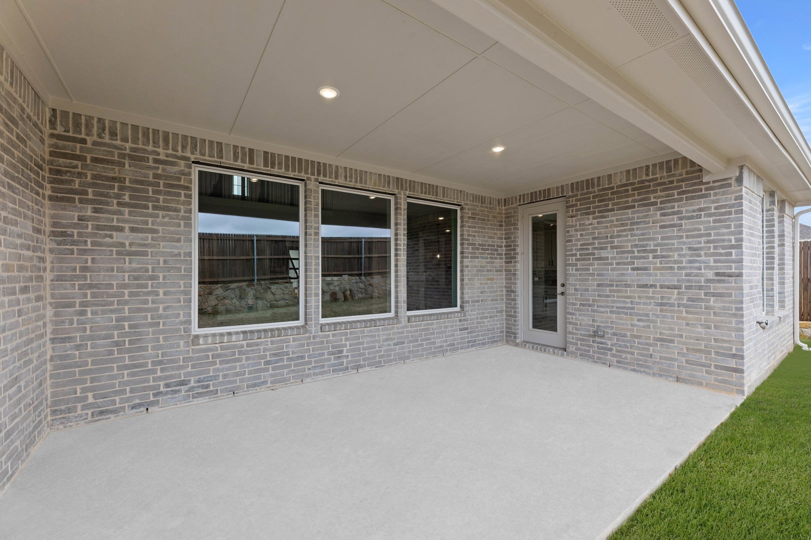 605 Aberdeen Lane Mansfield TX 76063
