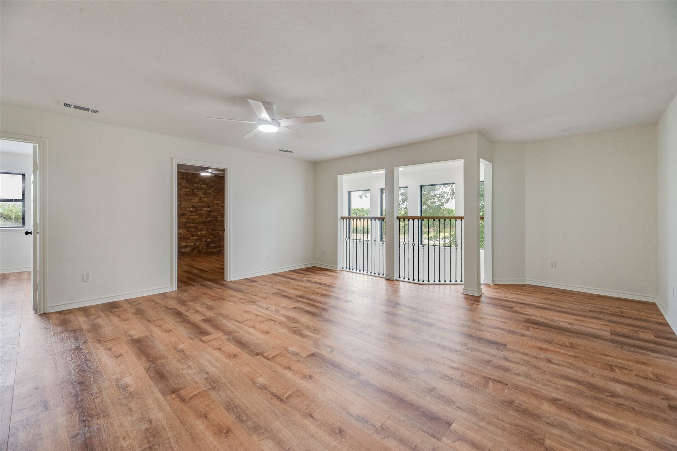 2720 E Seeton Road Grand Prairie TX 75054