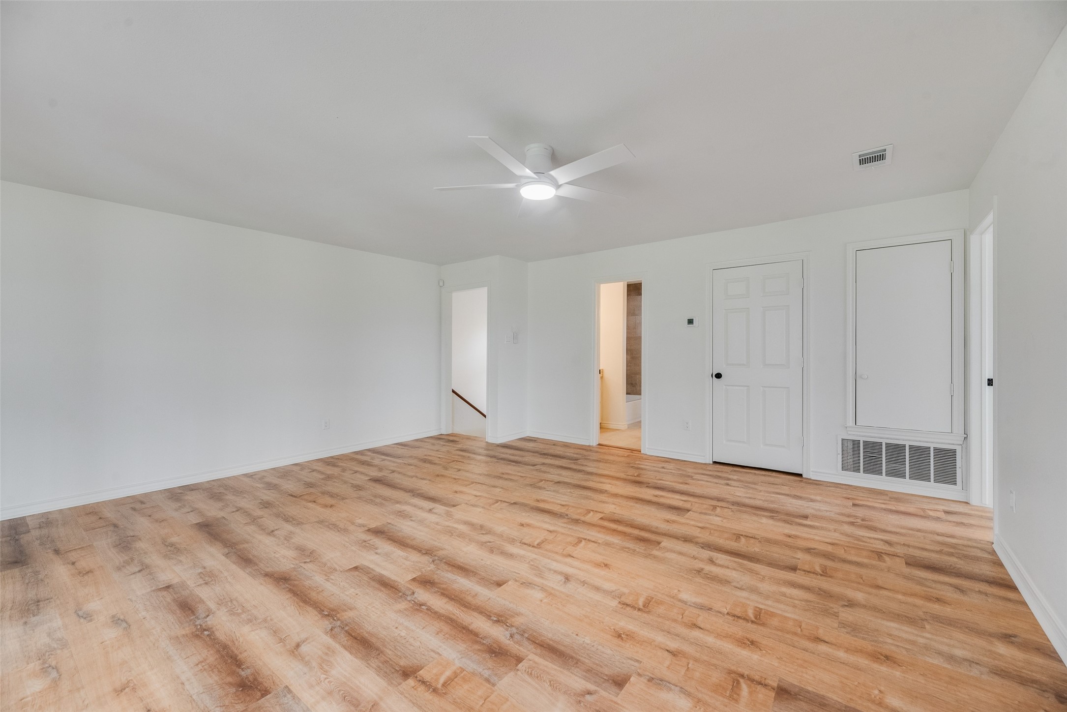 2720 E Seeton Road Grand Prairie TX 75054