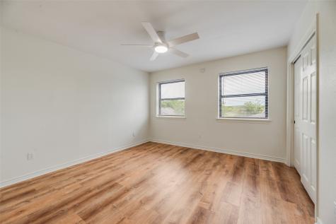 2720 E Seeton Road Grand Prairie TX 75054
