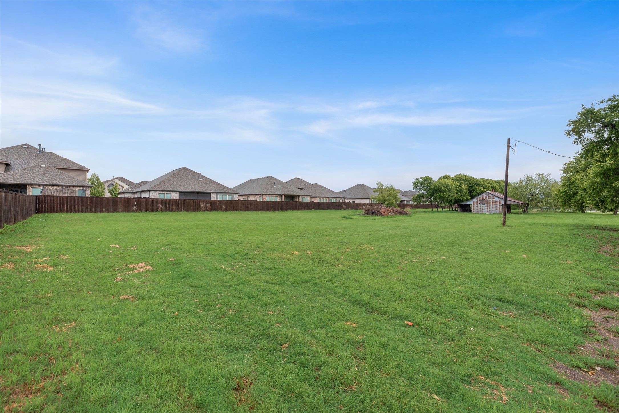 2720 E Seeton Road Grand Prairie TX 75054