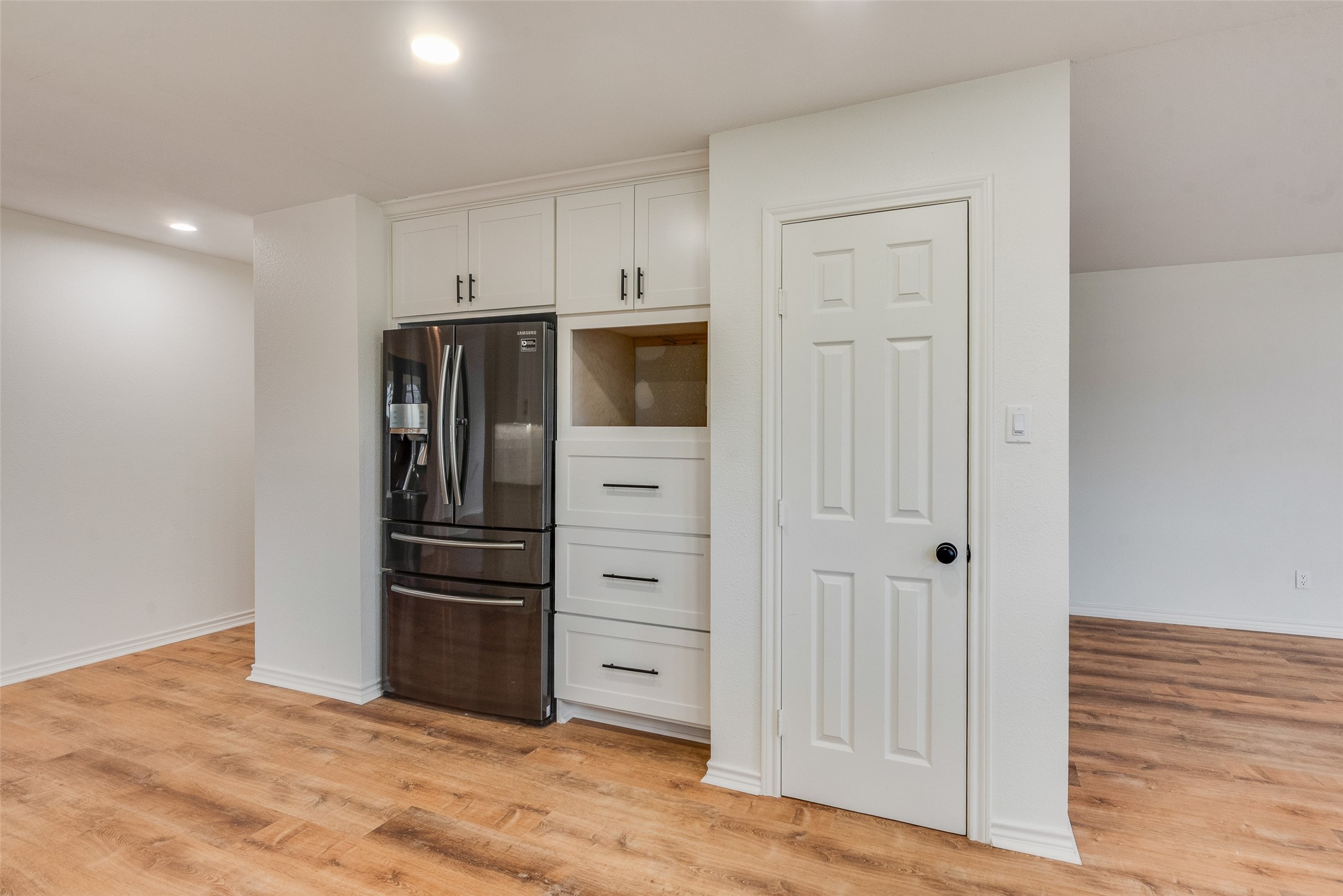 2720 E Seeton Road Grand Prairie TX 75054