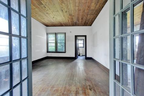 516 W Morgan Street Denison TX 75020