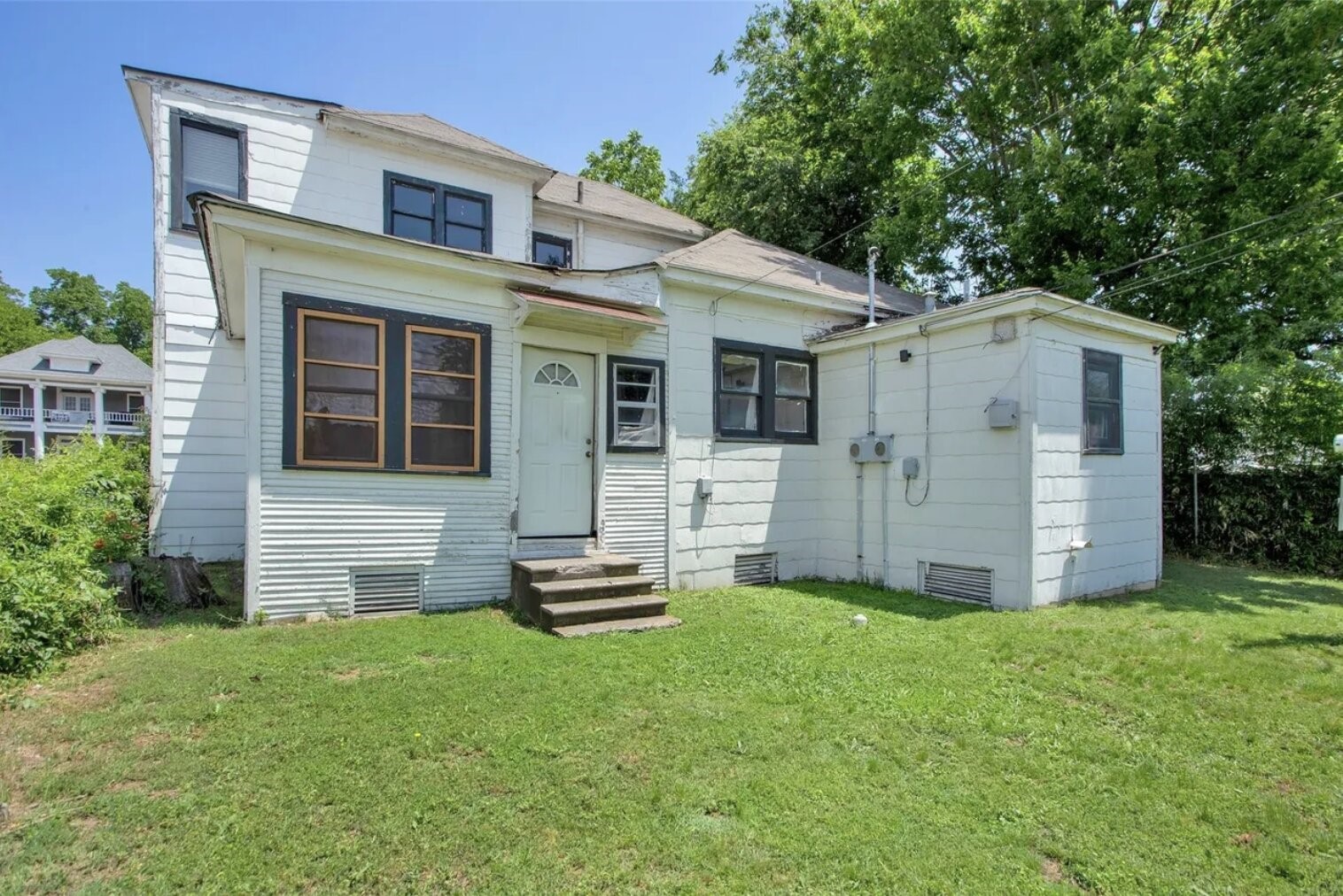 516 W Morgan Street Denison TX 75020