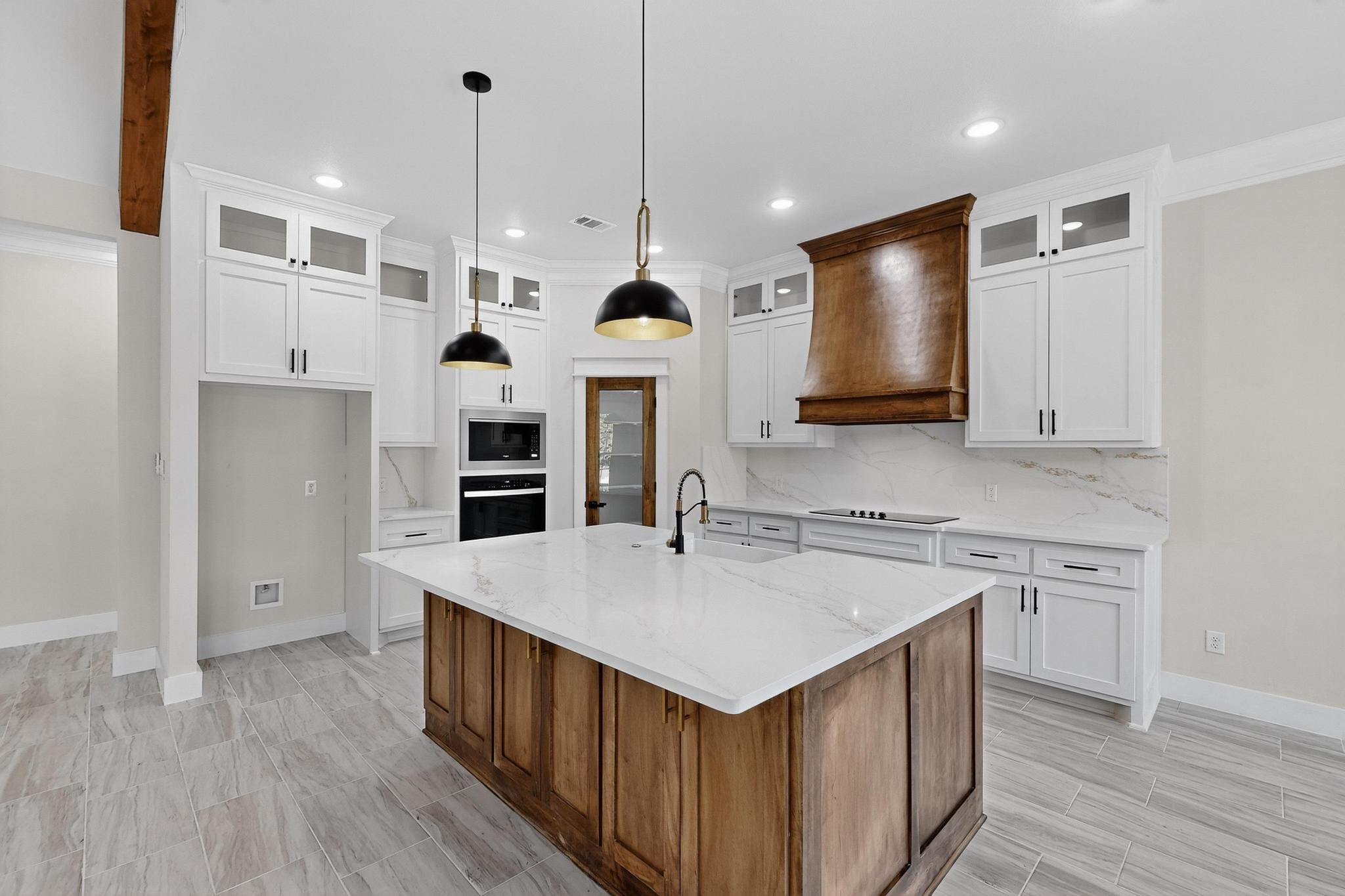 1161 Gonzollas Road Springtown TX 76082