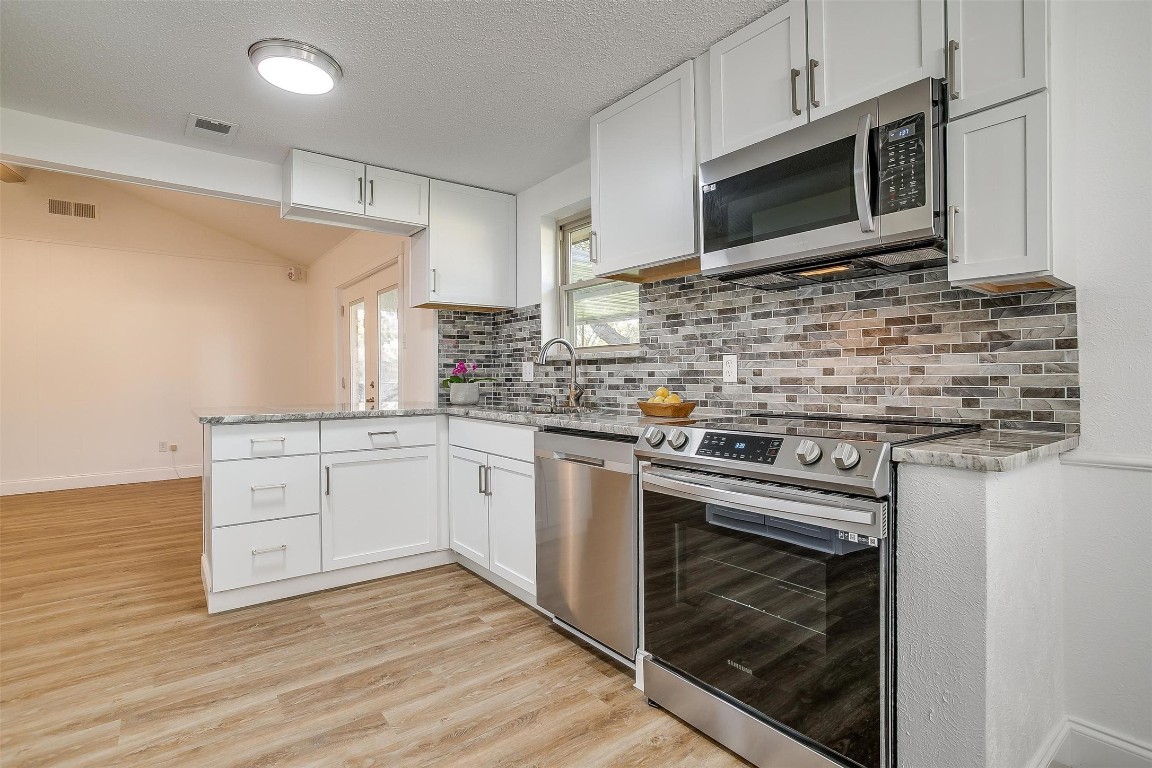 2608 Kingston Street Arlington TX 76015