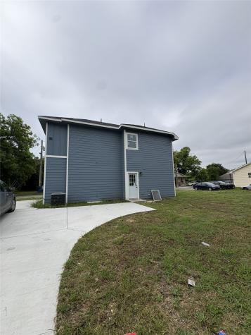 316 Henry Street Waxahachie TX 75165