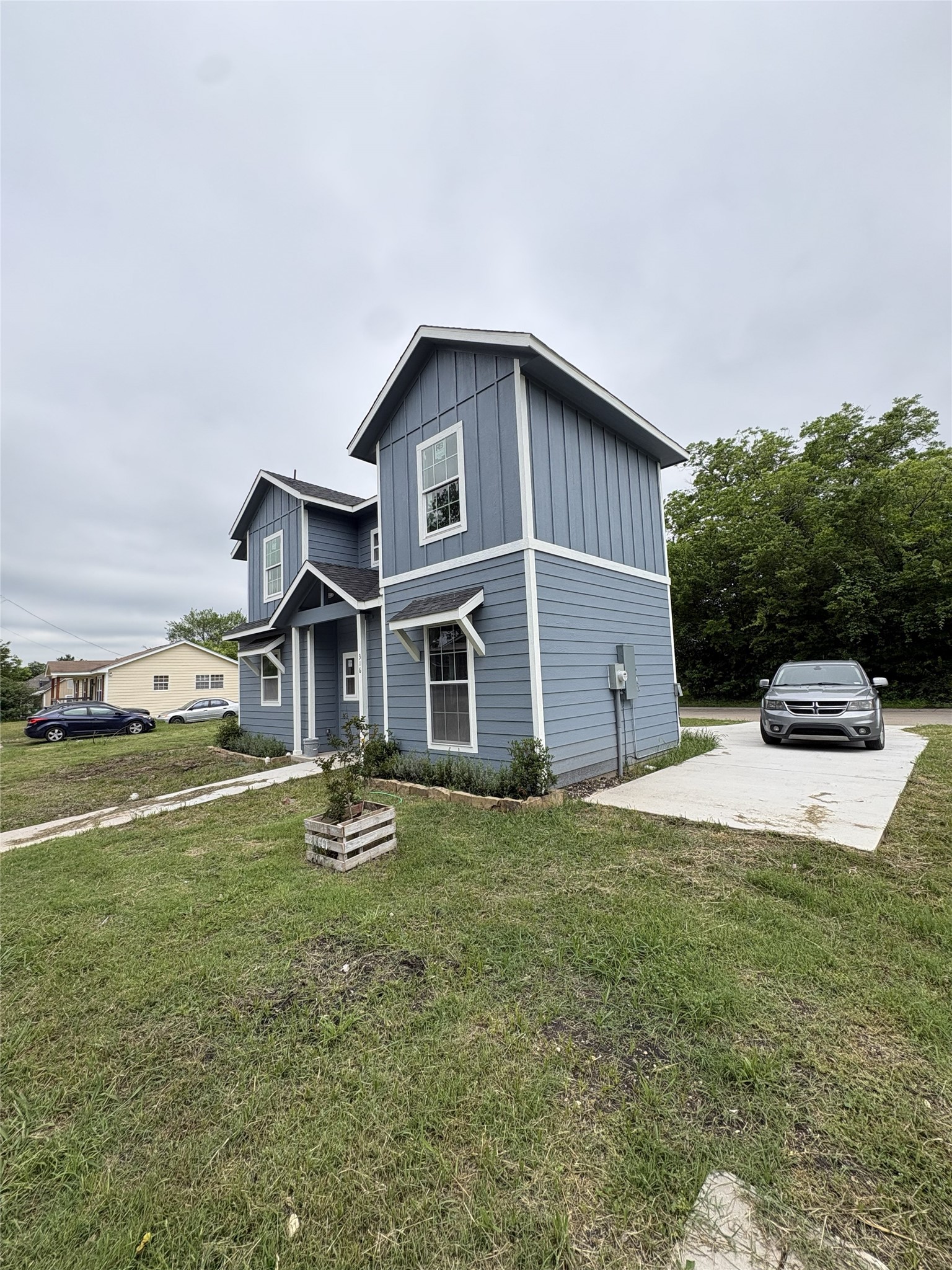 316 Henry Street Waxahachie TX 75165