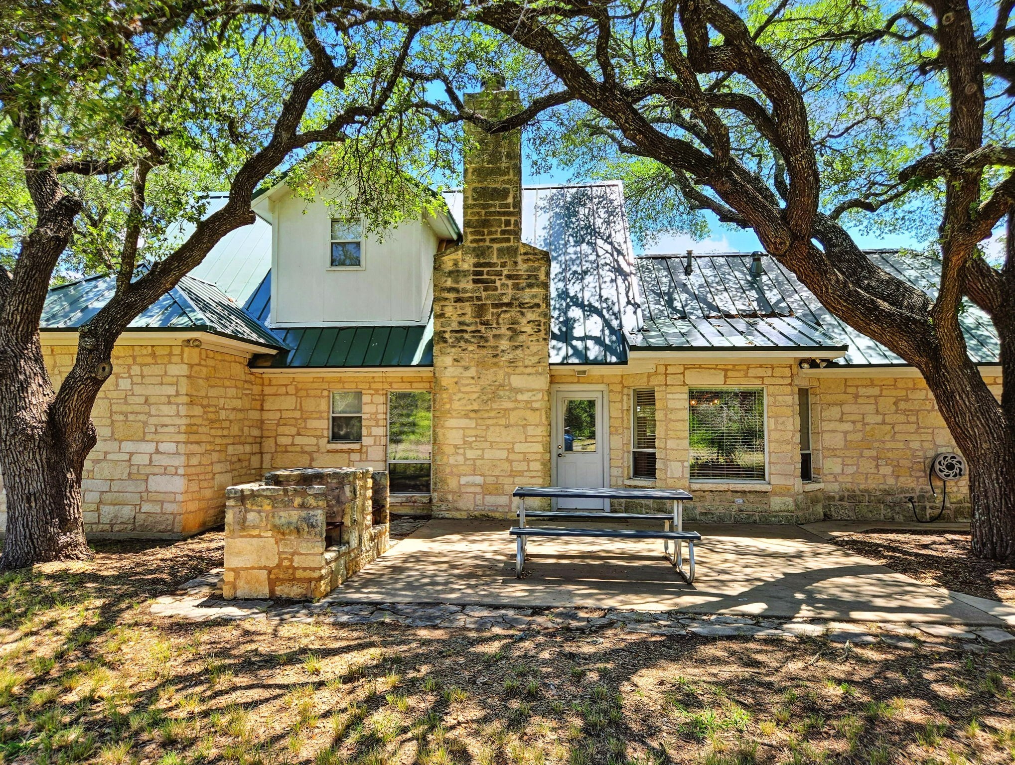 895 Pr 202 / Highway 281 Hamilton TX 76531