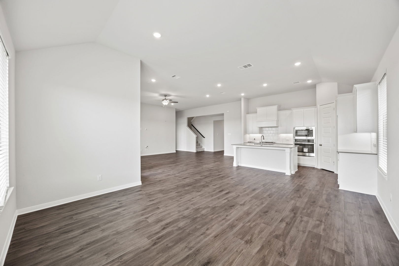 1502 Red Clover Avenue Van Alstyne TX 75495