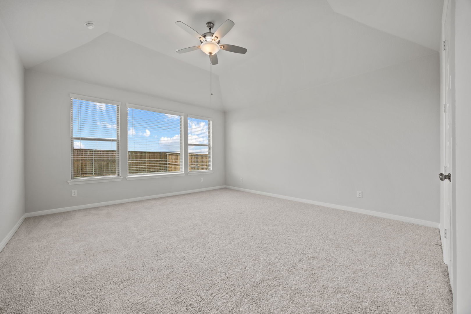 1502 Red Clover Avenue Van Alstyne TX 75495