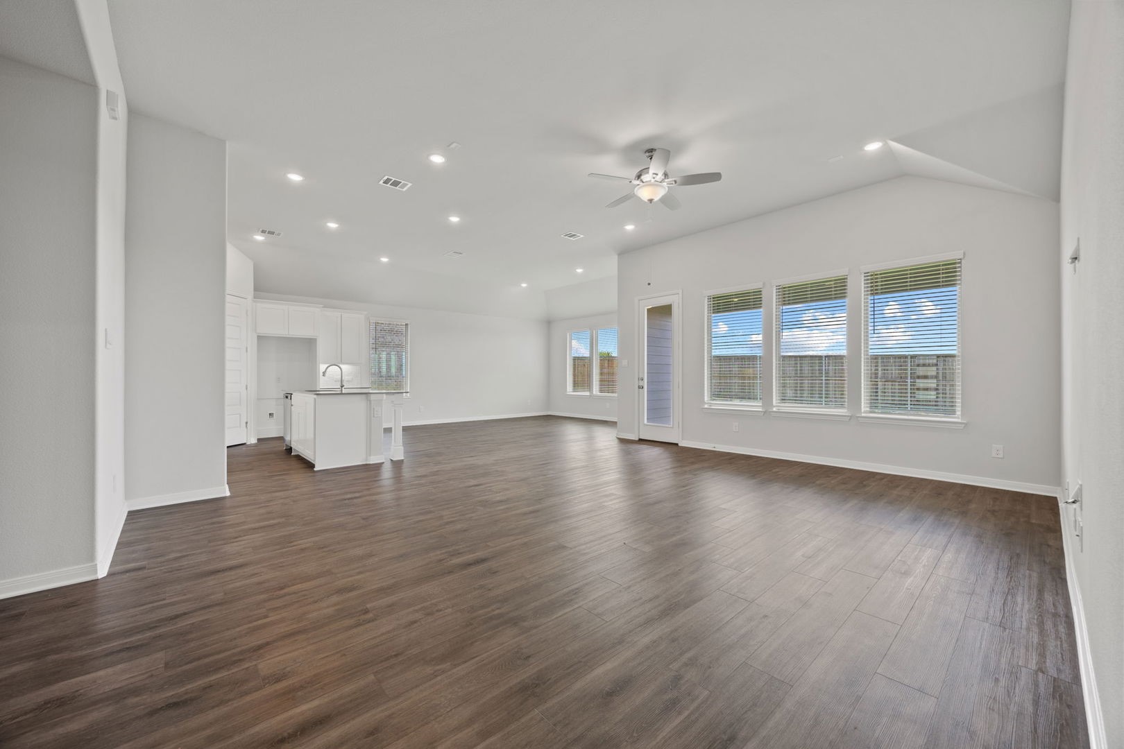 1502 Red Clover Avenue Van Alstyne TX 75495