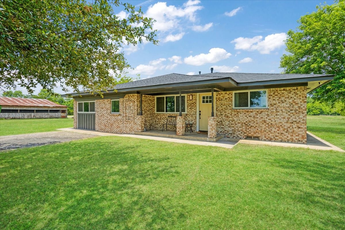 4938 County Road 4410 Commerce TX 75428