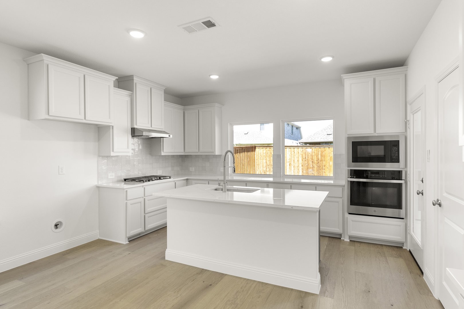 908 Apeldoorn Trail Little Elm TX 75068