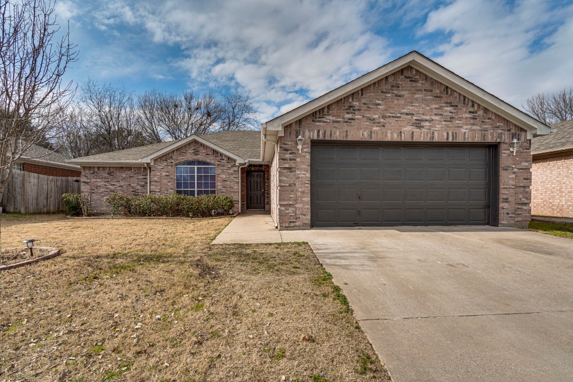 4523 Rosemont Avenue Grand Prairie TX 75052