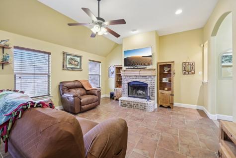 118 Kenya Court Springtown TX 76082
