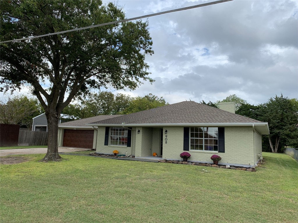 908 Walnut Street Royse City TX 75189
