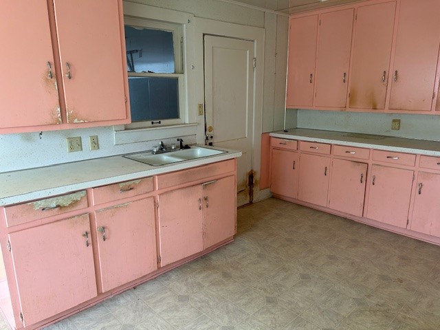 330 W Kilpatrick Mineola TX 75773