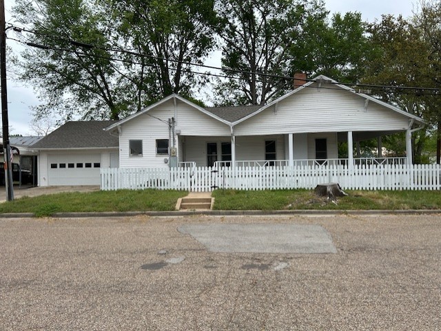 330 W Kilpatrick Mineola TX 75773