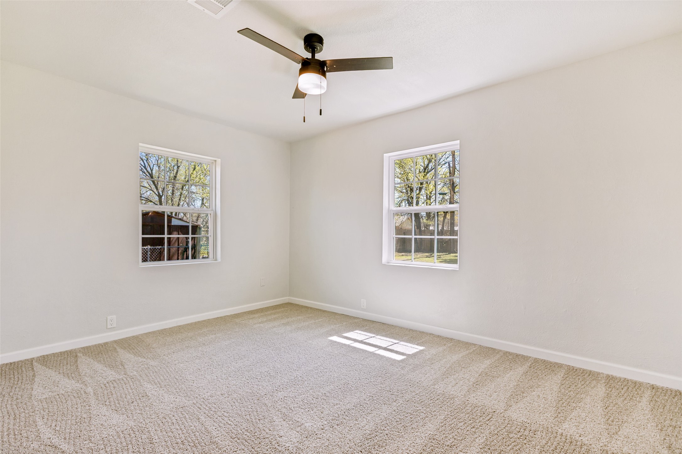 1706 E Garnett Street Gainesville TX 76240