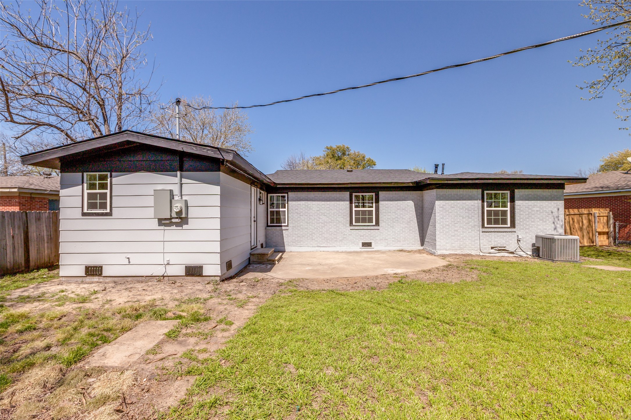 1706 E Garnett Street Gainesville TX 76240