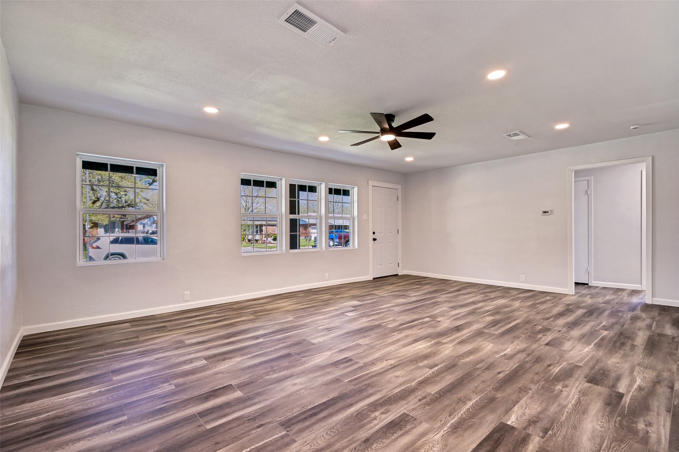 1706 E Garnett Street Gainesville TX 76240